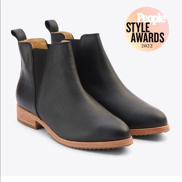 EUC Nisolo Everyday Chelsea Boot - Black Leather - Picture 2 of 10